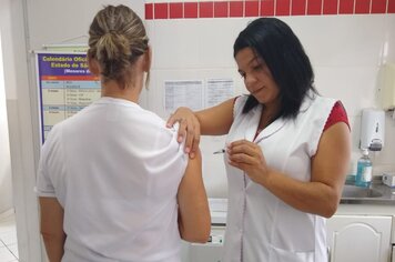 DHS divulga balanço parcial da vacinação contra a gripe