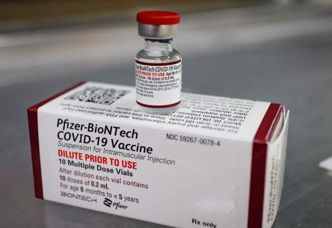 Covid-19: Pompeia recebe doses da vacina Pfizer baby pediátrica